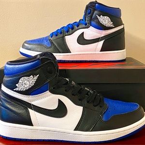 Jordan 1 Retro High OG Royal Toe Size 9  - Black/White/Royal 555088 041